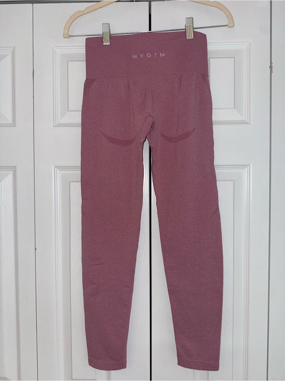 NVGTN Pastel Pink Seamless High Waisted Contouring Workout Leggings